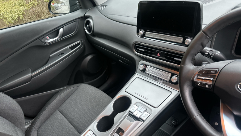 Hyundai KONA 100kW Premium 39kWh 5dr Auto Electric Hatchback